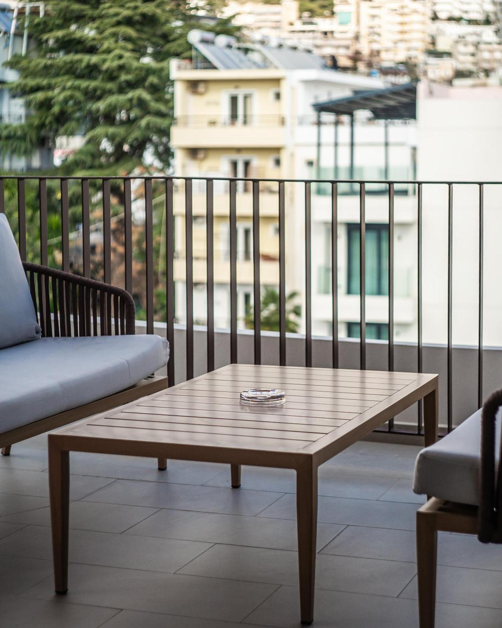 Hotel Vale Sarandë Eksteriør bilde