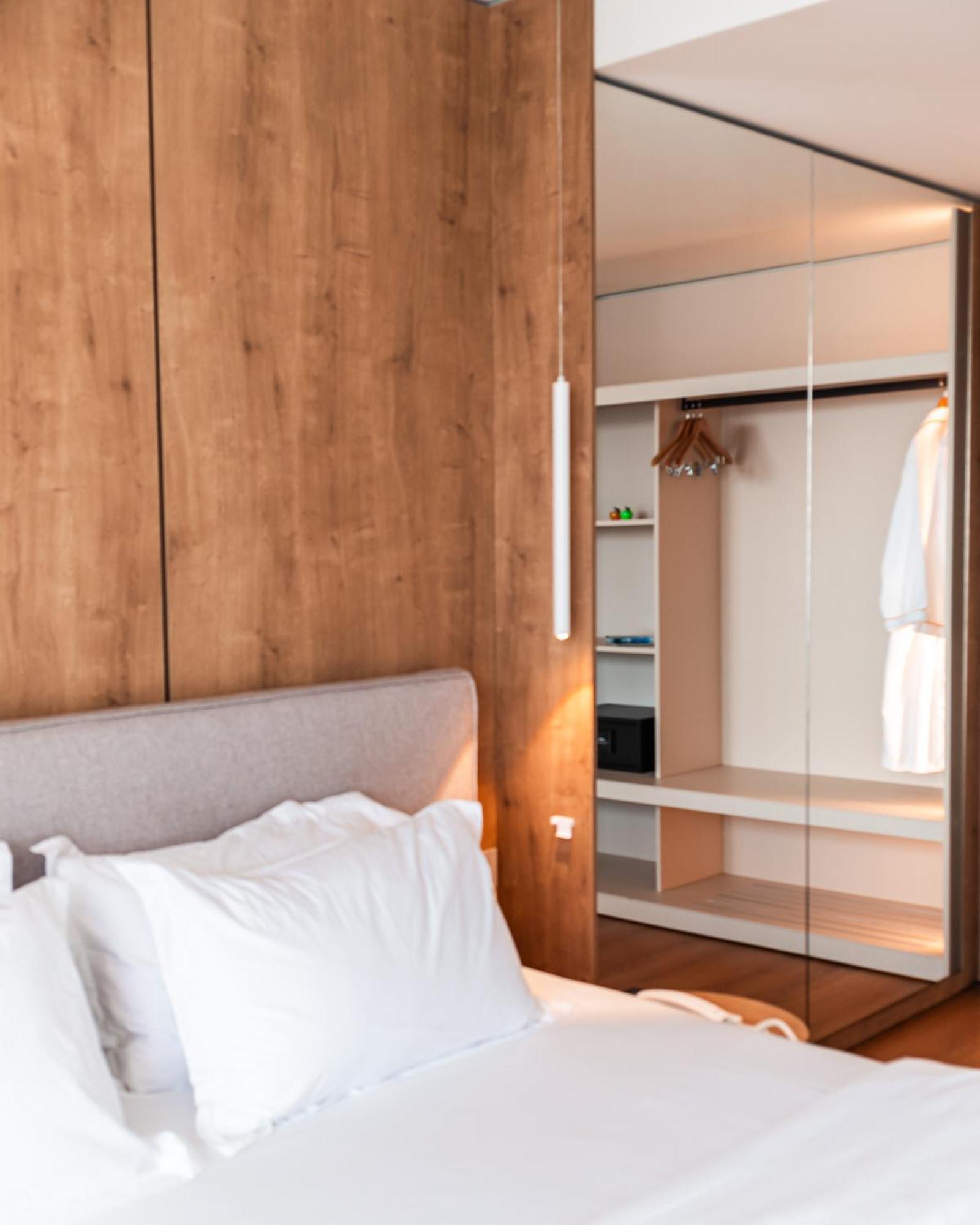 Hotel Vale Sarandë Eksteriør bilde